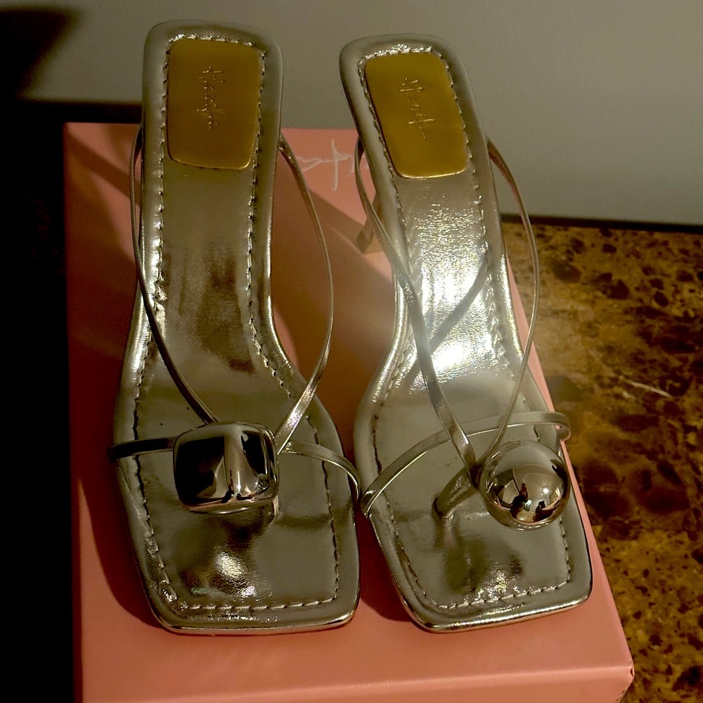 Perfect Shoe for a fun date night or girls night out. I wore the shoes once!